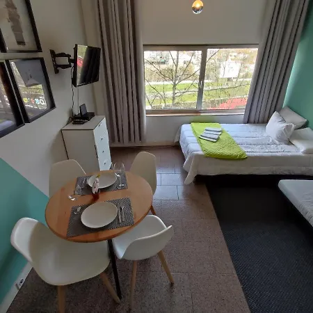Theorynomad Al Appartement Oporto